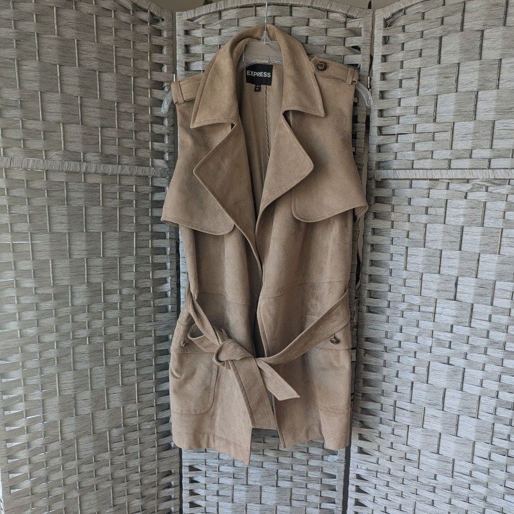 Express Trench Vest Tan Faux Suede Belted Sleeveless Jacket L Chic Quiet Luxury